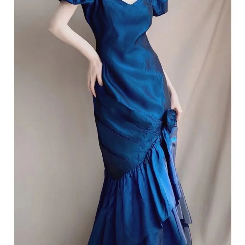 

Tea Break Temperament Small Sense Long Skirt Blue Satin Ice Silk Dress