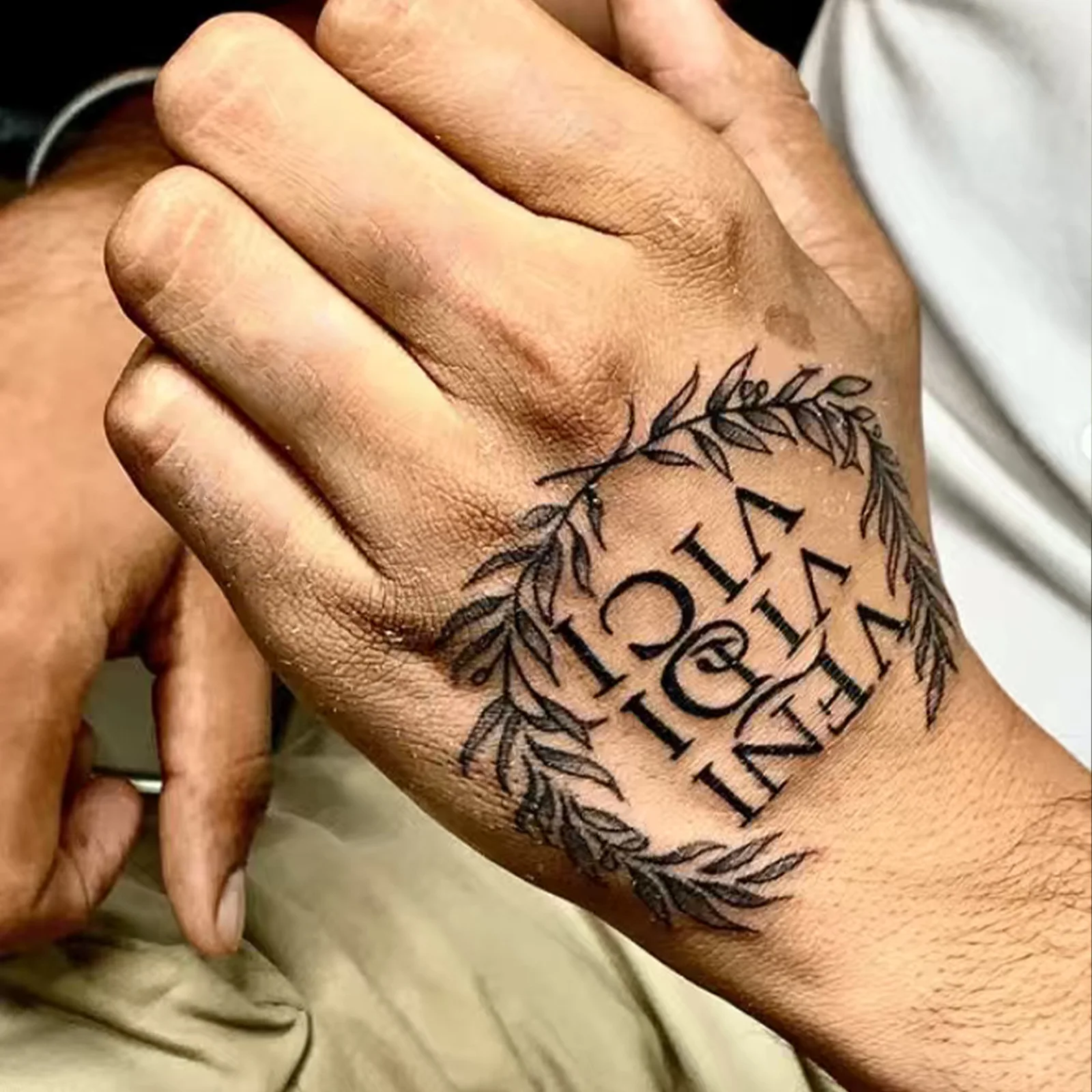 

Временная татуировка-наклейка Willow & Retro English для мужской тыльной стороны ладони, уникальный готический стиль, водонепроницаемая, имитация боди-арта