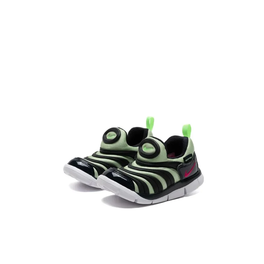 حذاء كاجوال Nike Black and Green Dynamo Free للأطفال الصغار عصري مريح وممتص للصدمات