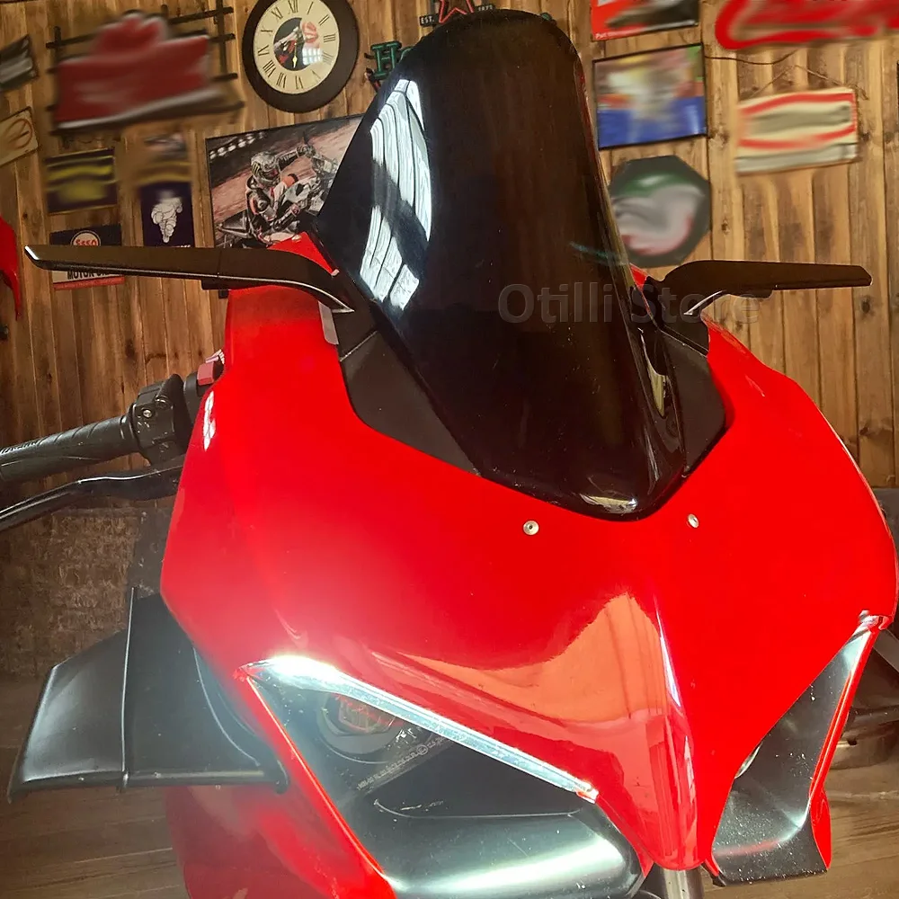 

Для мотоциклов Ducati Panigale V4 2019-2024 и Panigale V2 2020-2024: Регулируемые поворотные зеркала заднего вида с LED-подсветкой и ветровыми накладками
