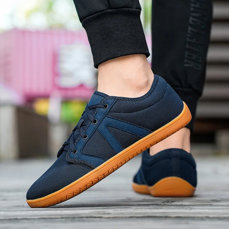 عبر المدرب حذاء رجالي حافي القدمين أحذية مشي واسعة ToeBox أحذية رياضية للجنسين الحد الأدنى صفر قطرة وحيد الحياكة عادية حجم كبير