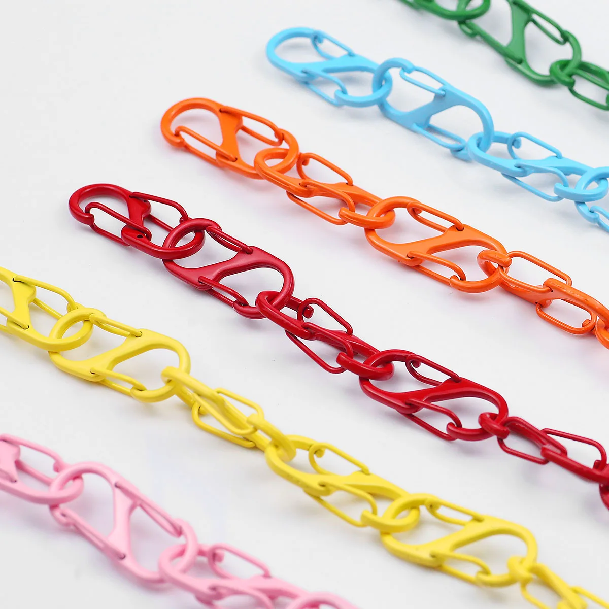 

5Pcs Vibrant Colorful S Shape Keychain Ring Alloy Lobster Clasp Clips Bag Car Keychain Clasps DIY Jewelry Accessories Key