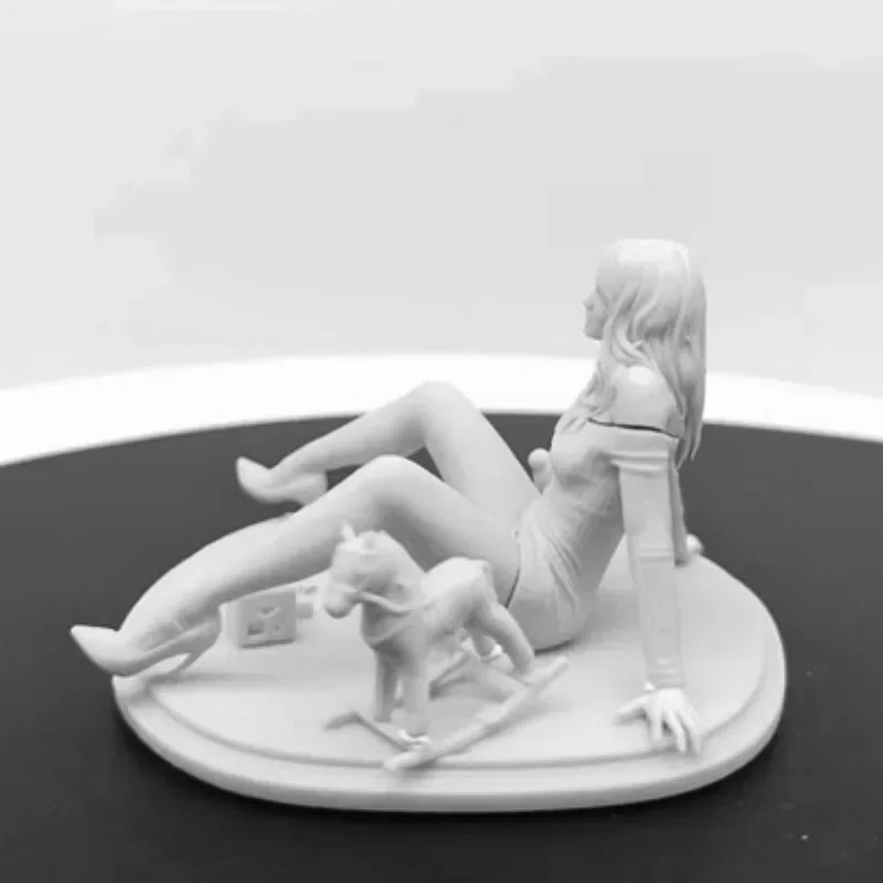 1/24 75Mm Wall Street Wolf Female Lord Margot Resin Figure Assembled Model Kit Miniature Unassembled and Unpainted Diorama Toy