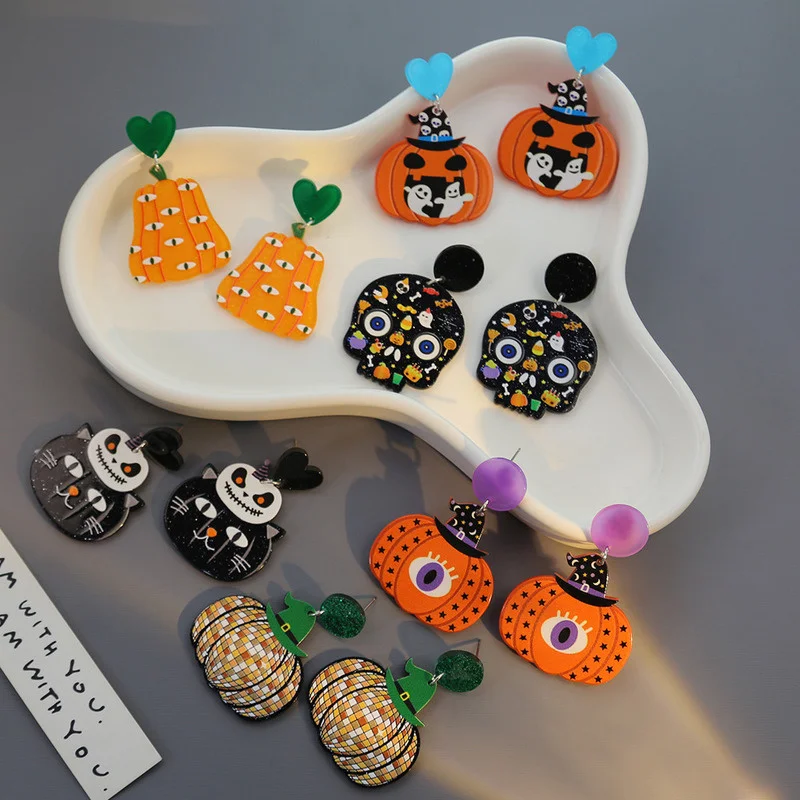 

Европейские и американские популярные Мультяшные серьги на Хэллоуин в виде тыквы, забавные акриловые серьги в виде призрака, сердца, губ, Женская фотография
