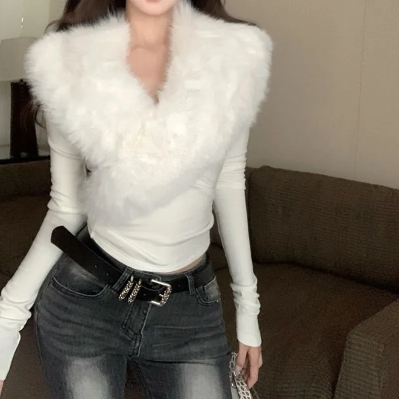 

​​Women's Fluffy Faux Fur Collar Bodycon Top - Cozy & Chic Long Sleeve Shirt for Autumn Winter, Soft Perfect for Casual