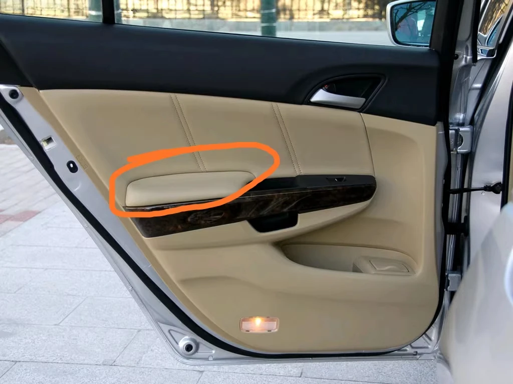 

Новая накладка на дверной подлокотник (передняя/задняя, левая/правая) для Honda Accord 2008-2011 CP2