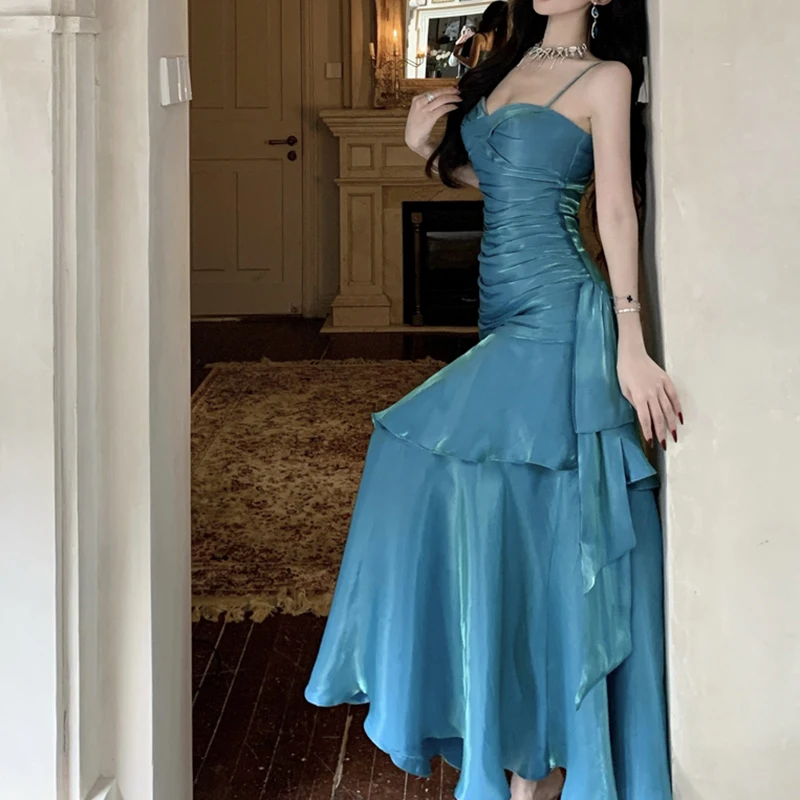 Elegant Ruffles ชุดราตรีผู้หญิงแฟชั่นสปาเก็ตตี้ชุดนางเงือกกับหน้าอก Pad เอวสูงซิป Midi ชุดหญิง 2025