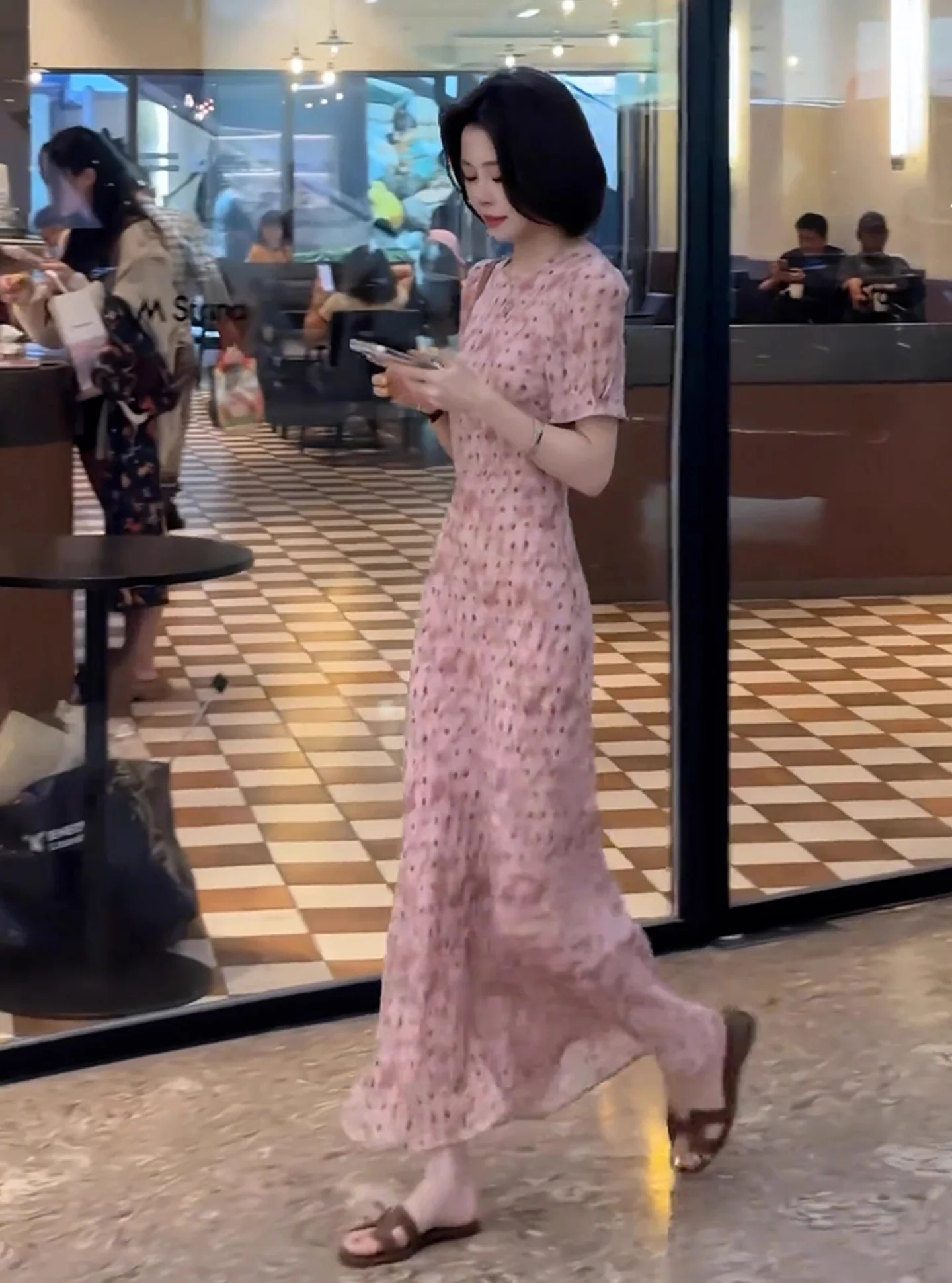 

Летняя юбка А-силуэта с цветочным принтом, розовая, с высокой талией, для пляжа и повседневной носки, удобная, с круглым вырезом