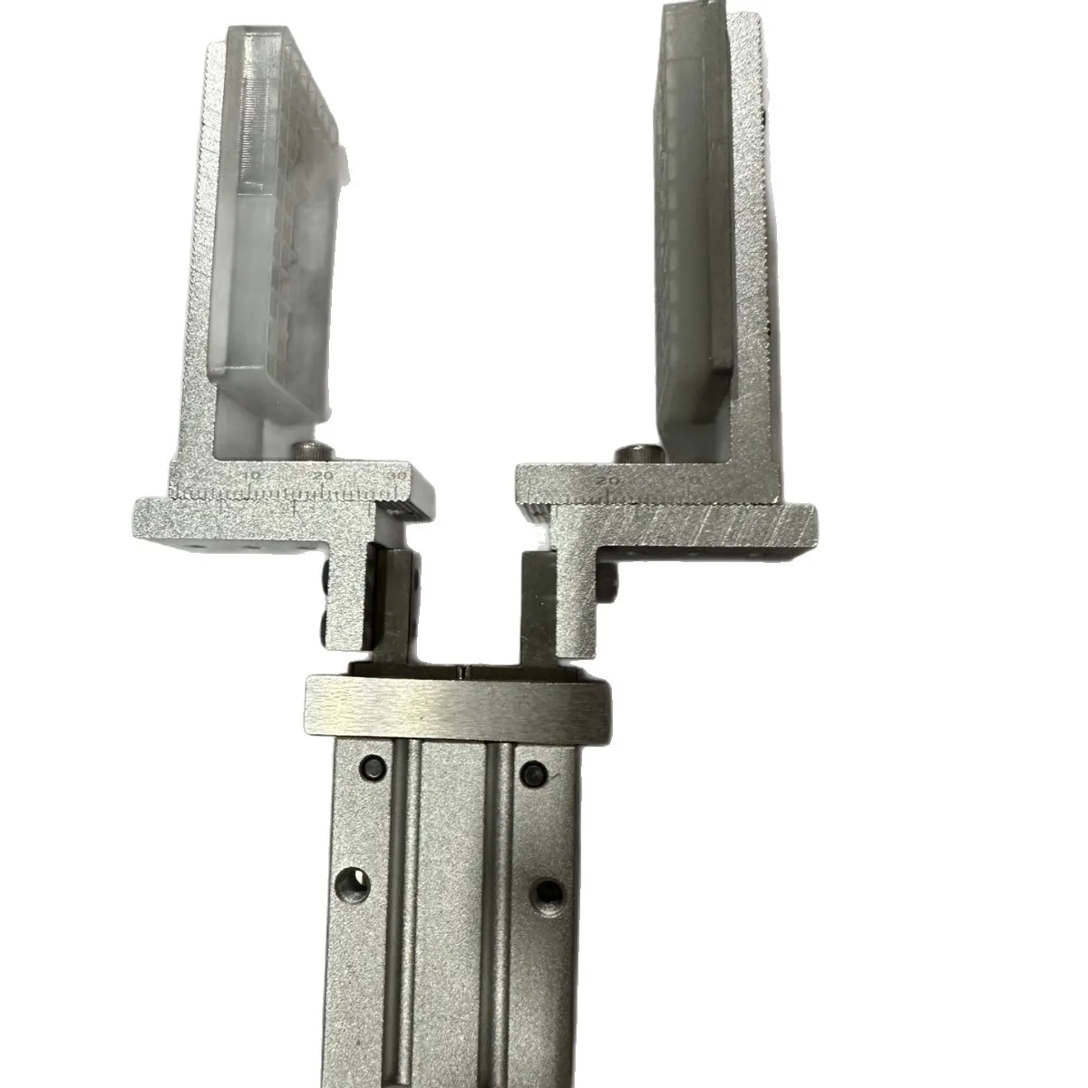 مناور إصبع اسطوانة تركيبات الملحقات 16D عقد تشاك المشبك المتوازي ، مشبك عريض إطار تلسكوبي قابل للتعديل