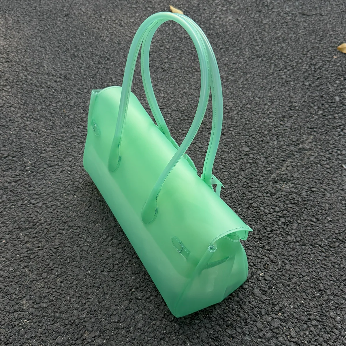 Summer Jelly Bag 2026 Casual Large Capacity Cute New Handbags for Woman Candy Color Bags Water Resistant Underarm Shoulder Bag