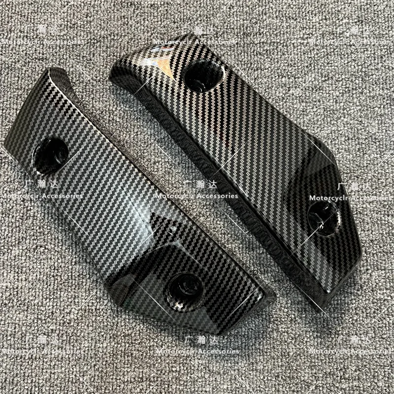 Radiator left and right side panel fairing water tank cover guard plate is applicable to GSR400 GSR600 carbon fiber paint