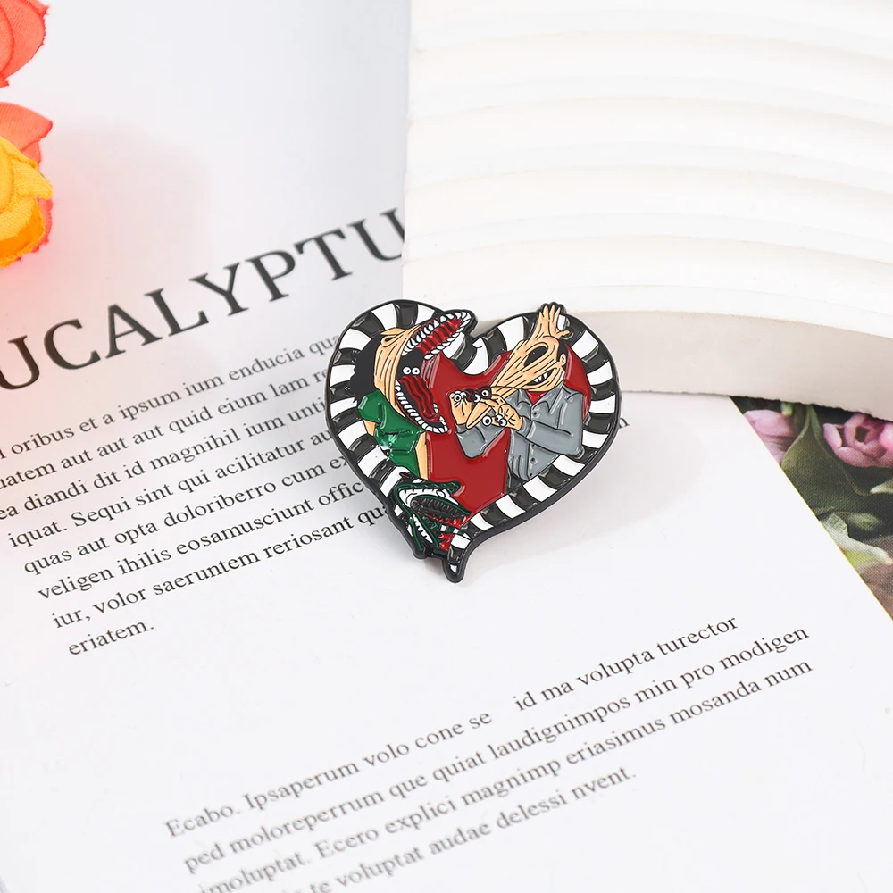 5 قطعة/المجموعة الرعب الكوميدي فيلم المينا بروش الكرتون الحب بروش التلبيب دبوس ظهره قبعة شارة تأثيري اكسسوارات هالوين هدية #4