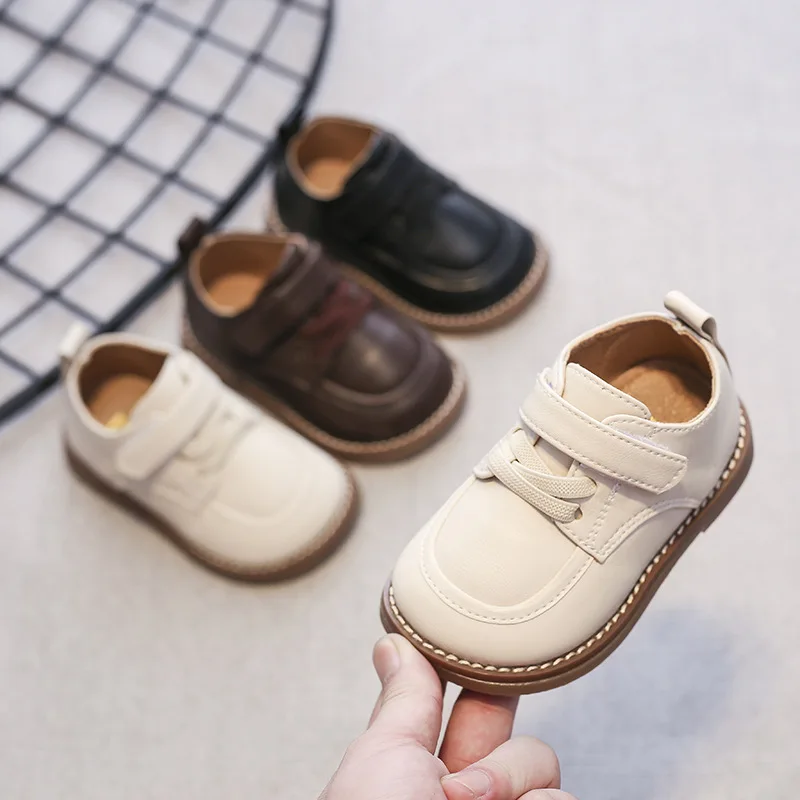 Baby Walking Shoes 2024 Autumn New Suitable for 1-3 Years Old Baby Shoes Boys and Girls Soft Bottom Leather Shoes Solid Colour