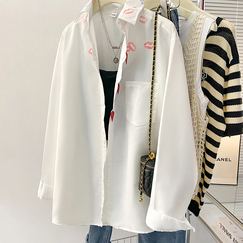 French Style Turn Down Collar Blouse Spring New Print Heart Button White Long Sleeve Blouses Harajuku Loose Lip Shirt Women