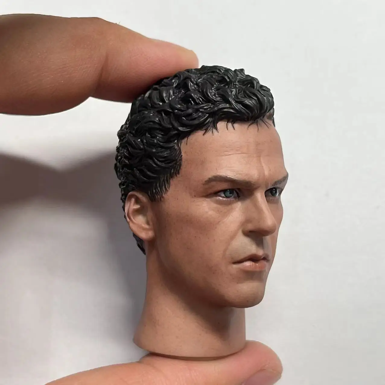 

Head Carving Michael Keaton Male Head Sculpt PVC Male Soldier Delicate Paint Fit 12'' Action Figure Body Game TOys Collection