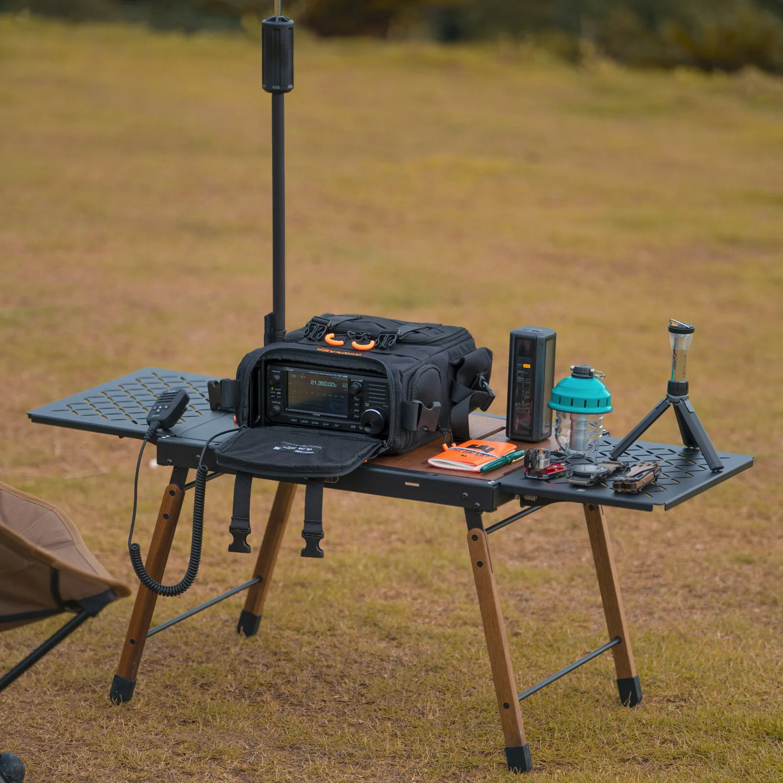WINDCAMP Funkgehäuse für ICOM IC-705 Field Pack, kompatibel mit LC-192 GO Box
