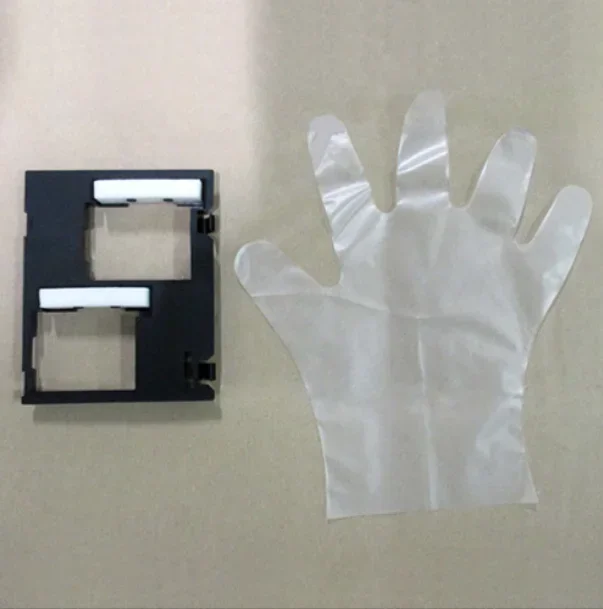 

Комплект амортизаторов крышки UJV SPA-0315