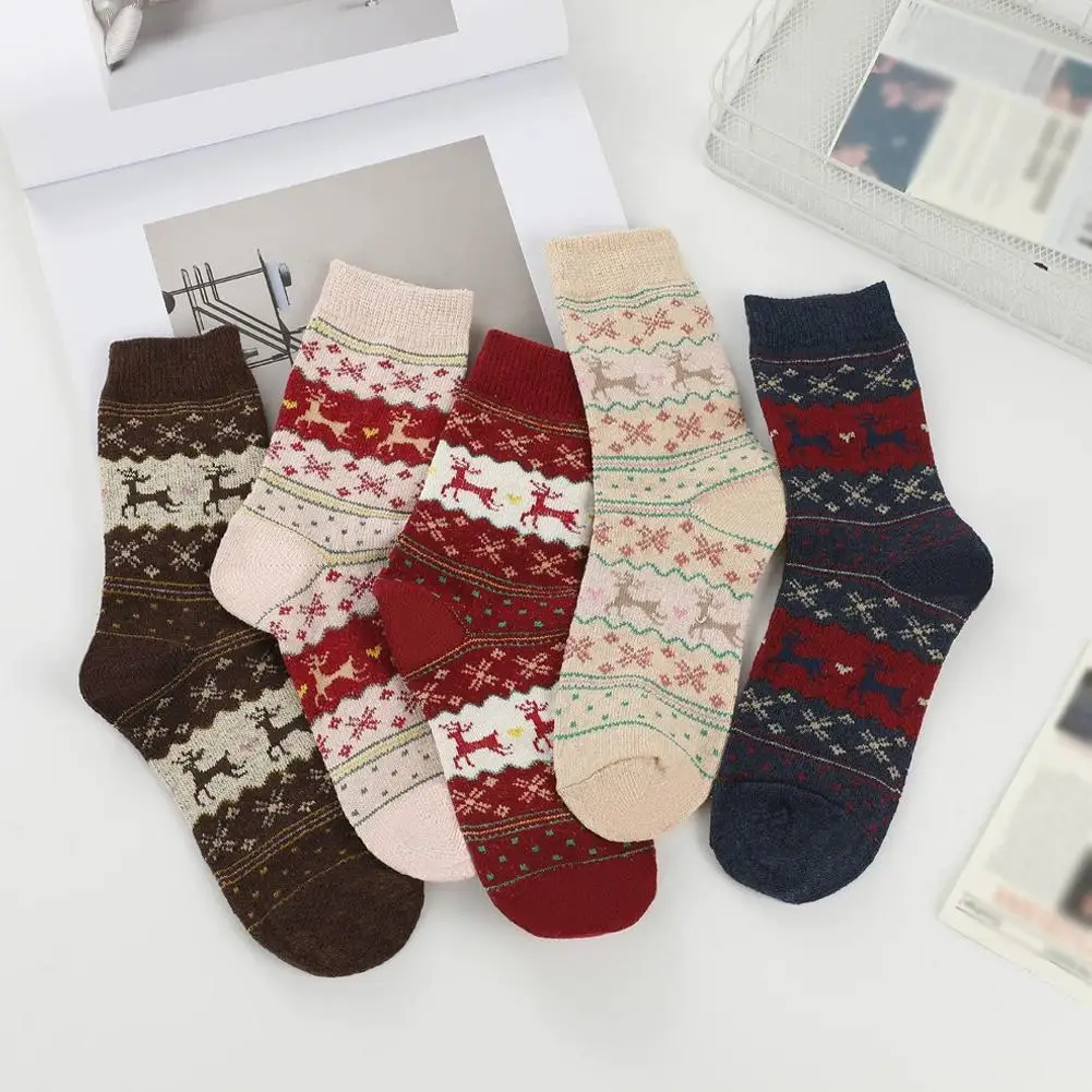 5 pares de calcetines cálidos de invierno para mujer, calcetines bonitos de estilo Kawaii con tema navideño, calcetines para el hogar para mujer, regalos para Navidad