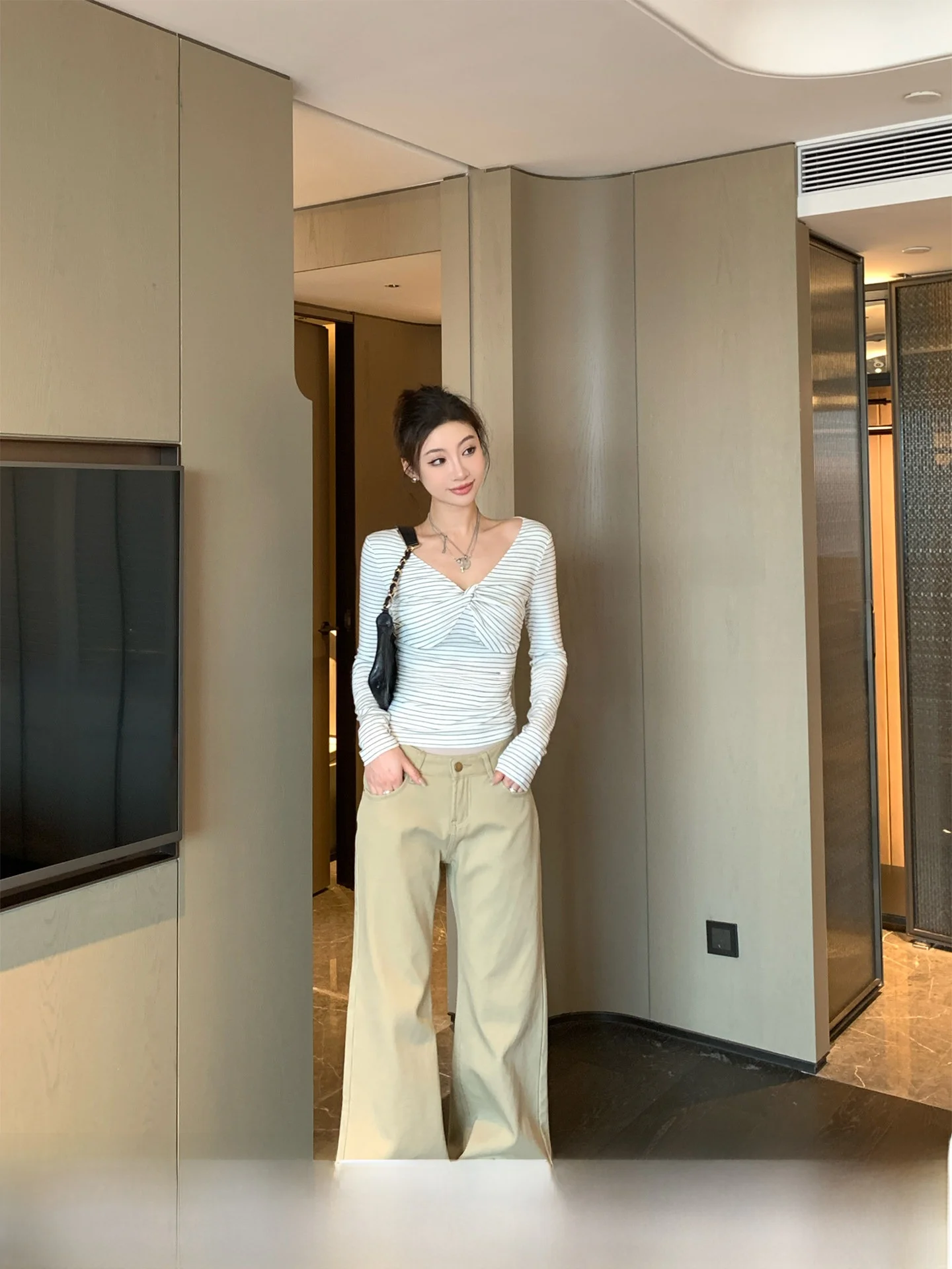 

GV Big Brother Fce Lined Slimming Denim Jeans Women's Casual Sle Winter New Arrival Bell Bot l Waist Button Fly