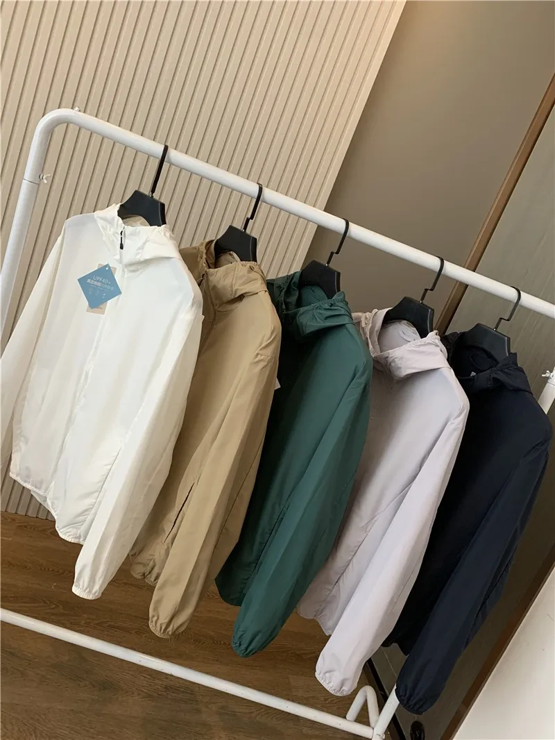 

Lightweight Breathable Qui Dry Men's Hooded Jaet Outdoor Travel Sun Protection Coat Stand Fit Long Sve V-Ne Zipper