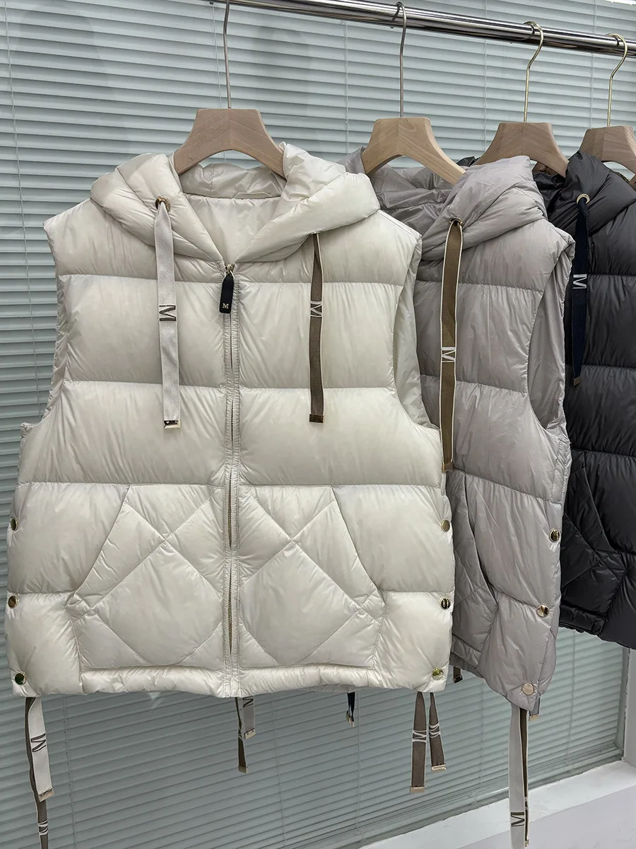 Nieuw wit eendendons kort vest met capuchon en trekkoord herfst- en wintervest donsjack jas met gesp aan de zijkant trendy