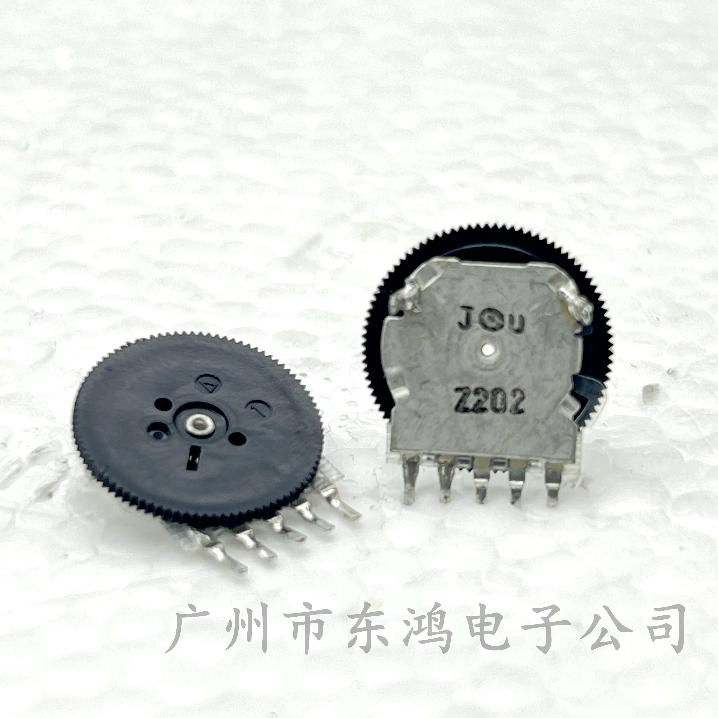 10pcs 1 PCS Japanese Noble NOBLE Empire with wheel 14*1 single Z202 potentiometer dial adjustment volume switch