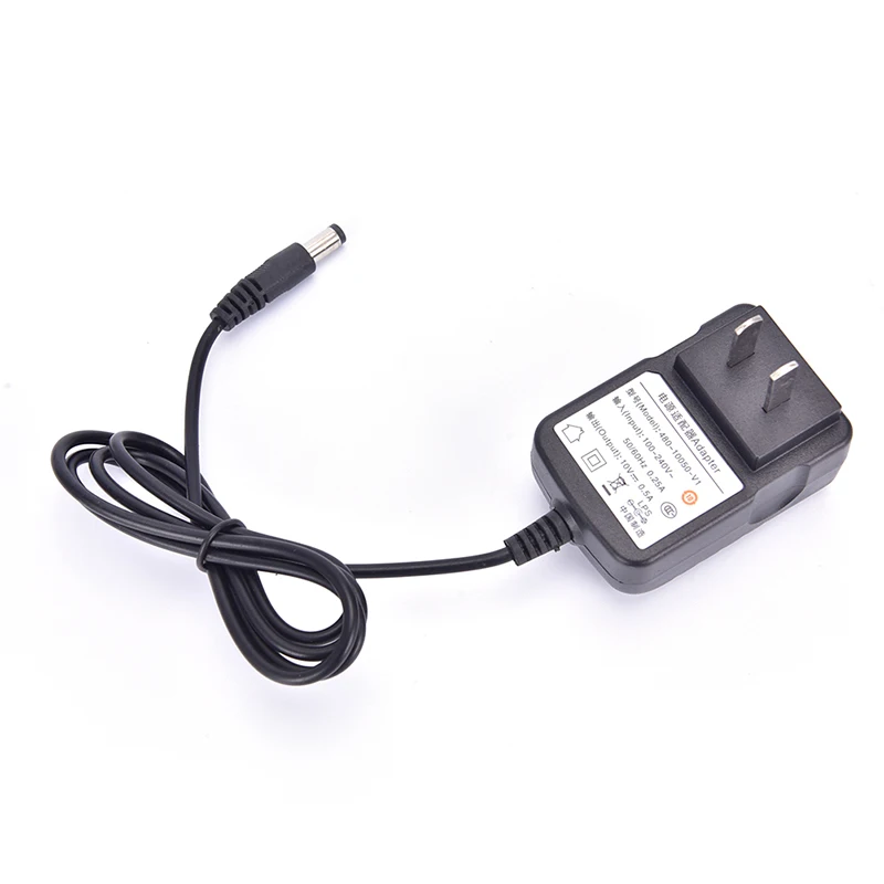 راديو محمول شاحن المنزل الأصلي مع الاتحاد الأوروبي الاتحاد الافريقي المملكة المتحدة الولايات المتحدة محول ل Baofeng UV-82 UV82 اكسسوارات