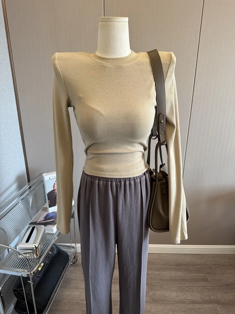 

Slim Fit oulder Padded round Ne Long Sve T-irt Women's ort Sle Base Layer irt Autumn Casual Wear Inner Match