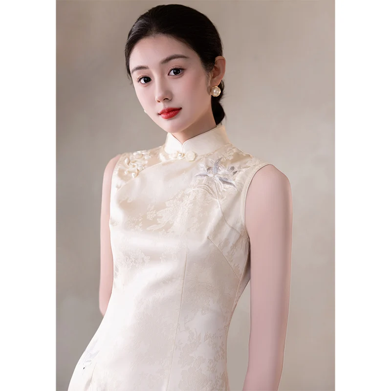 

Элегантное белое вышитое свадебное платье в китайском стиле для женщин, повседневное, с низким разрезом, длинное ципао