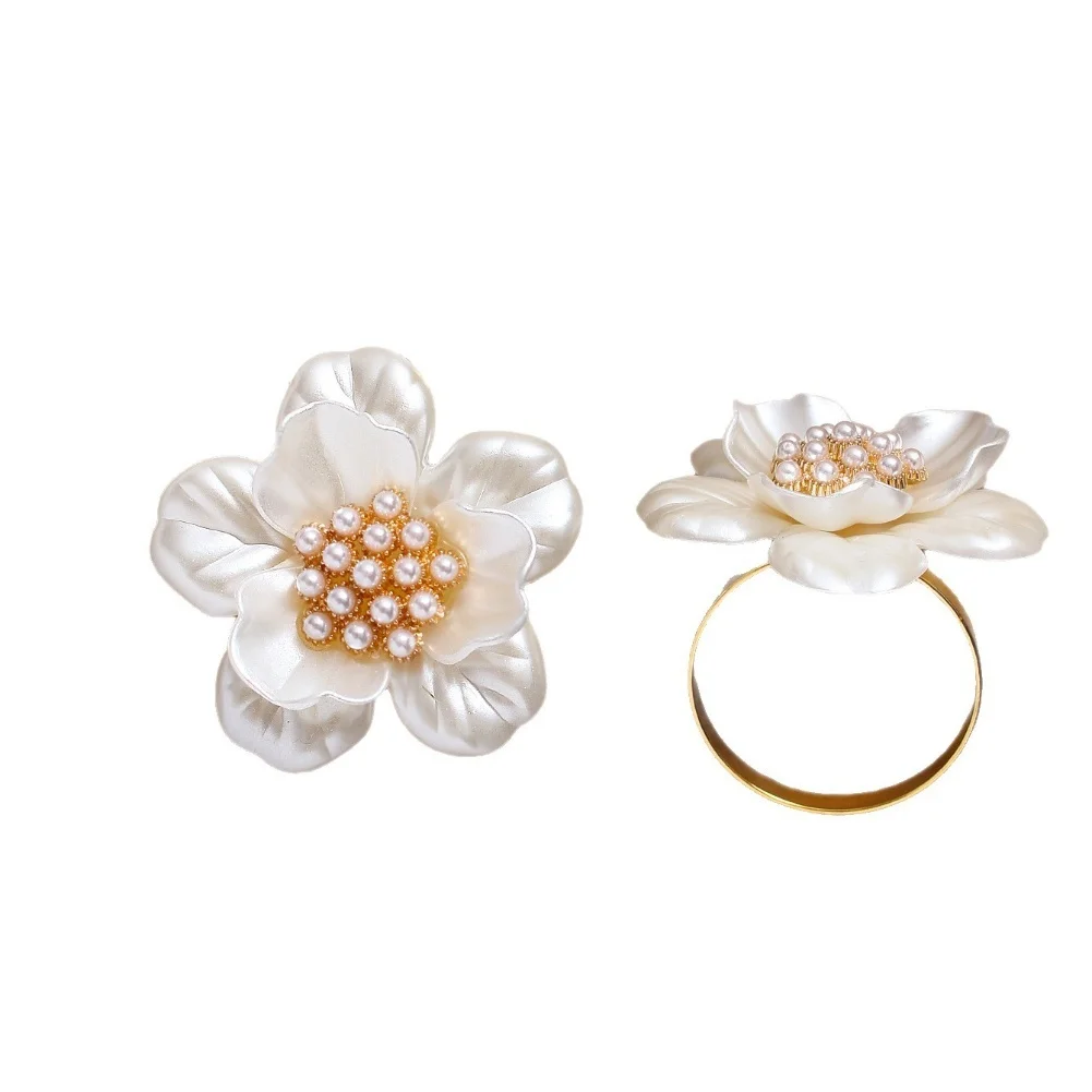 Table decoration napkin rings with pearl detail 6 piece ABS napkin clasp ring set designed for hotels weddings and birthdays