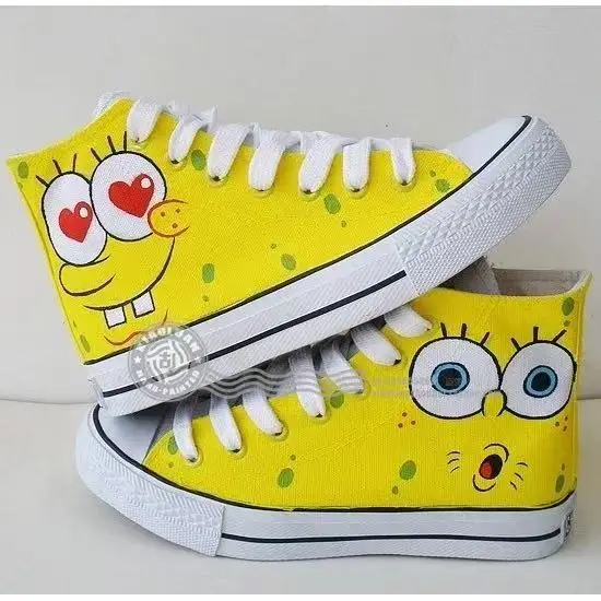 

drop shipping r‌eal pictures 2025 new autumn SquarePants cartoon plus big size white yellow women girls board shoes man flats