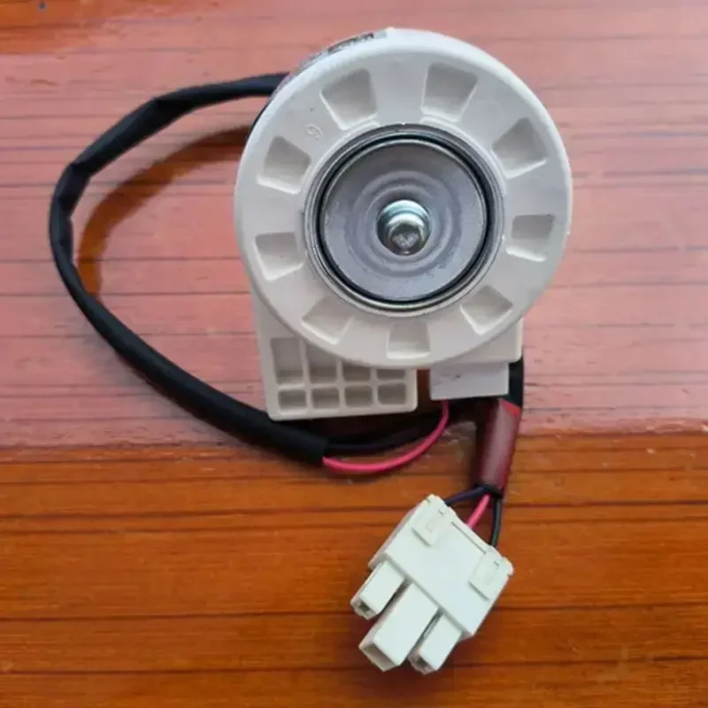 

1PC Replacement Fan Motor 50240401000k DC 12V 4.5W Cooler Fan Motor Fridge Accessories for Midea Refrigerator