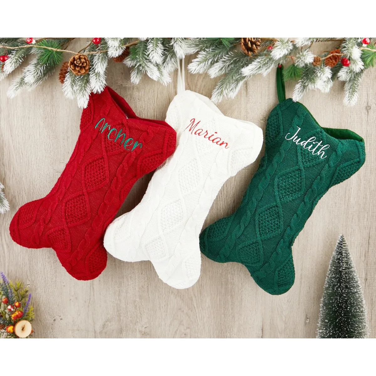 

Personalized Embroidery, Knitted Christmas Stockings, Hand Embroidered, Wool Stockings, Dog Bones, Gift Bag，custom Name