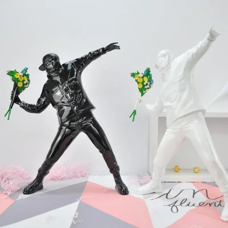 Banksy Flower Throwing Man Sculpture Figurine England Street Art Statue Bomber Figure Collectible Art Living Room Decoration