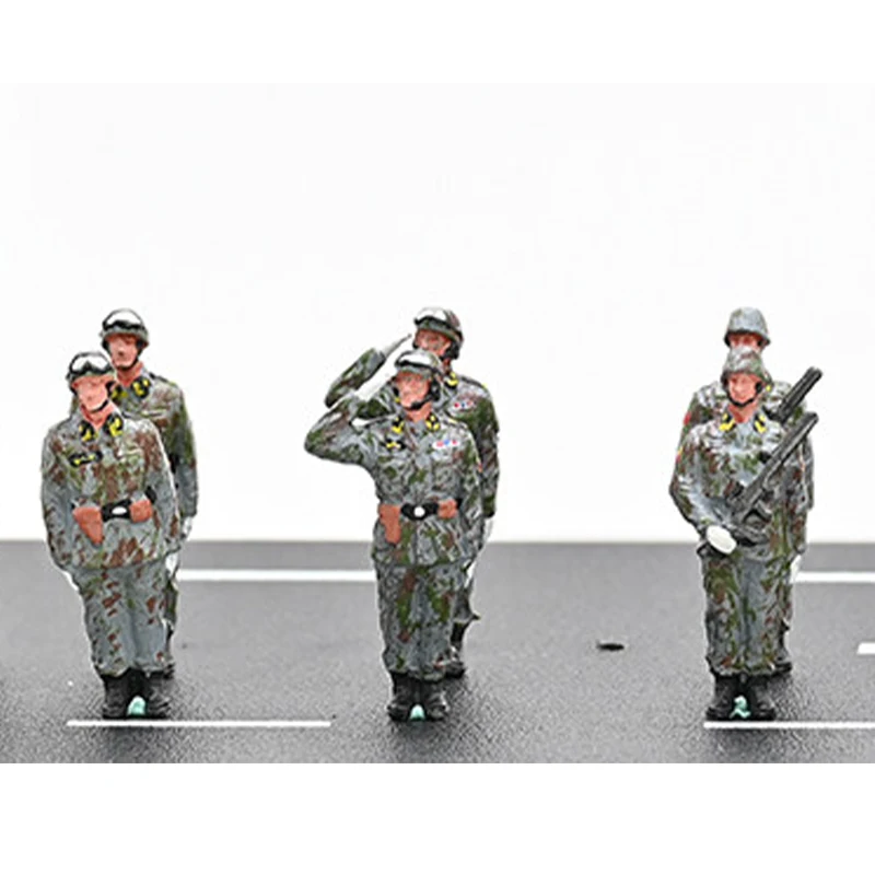 

1:72 Scale PVC Plastic Material Chinese PLA formation Green Livery Soldiers 10 Suitable For Tank Scenes Collectible Decorative