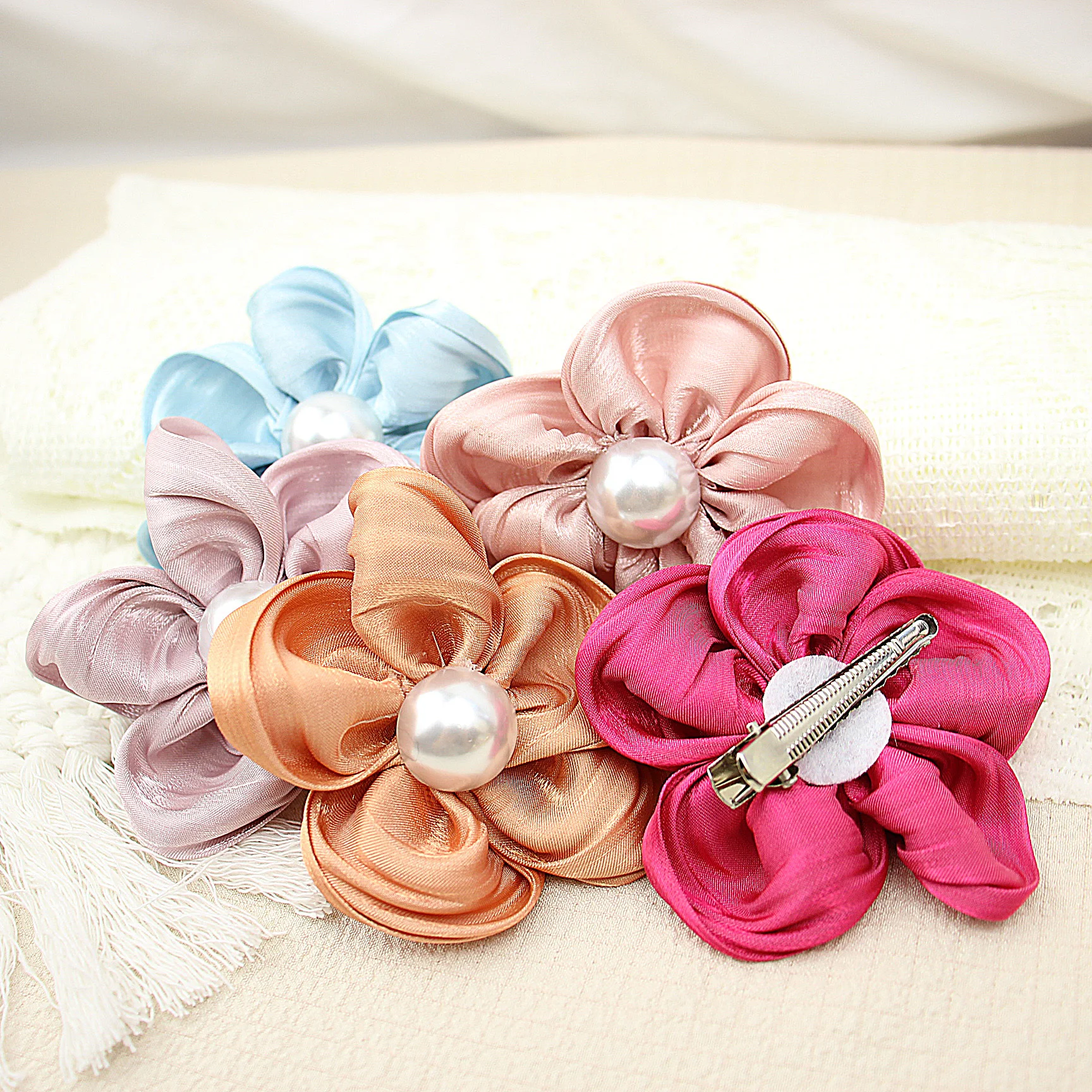 

5pcs Baby girls Flower Hair Clips Mesh Chiffon Boutique Pearl Hairpins Baby Hair Clip Girls Apparel Headwear Hair Accessories