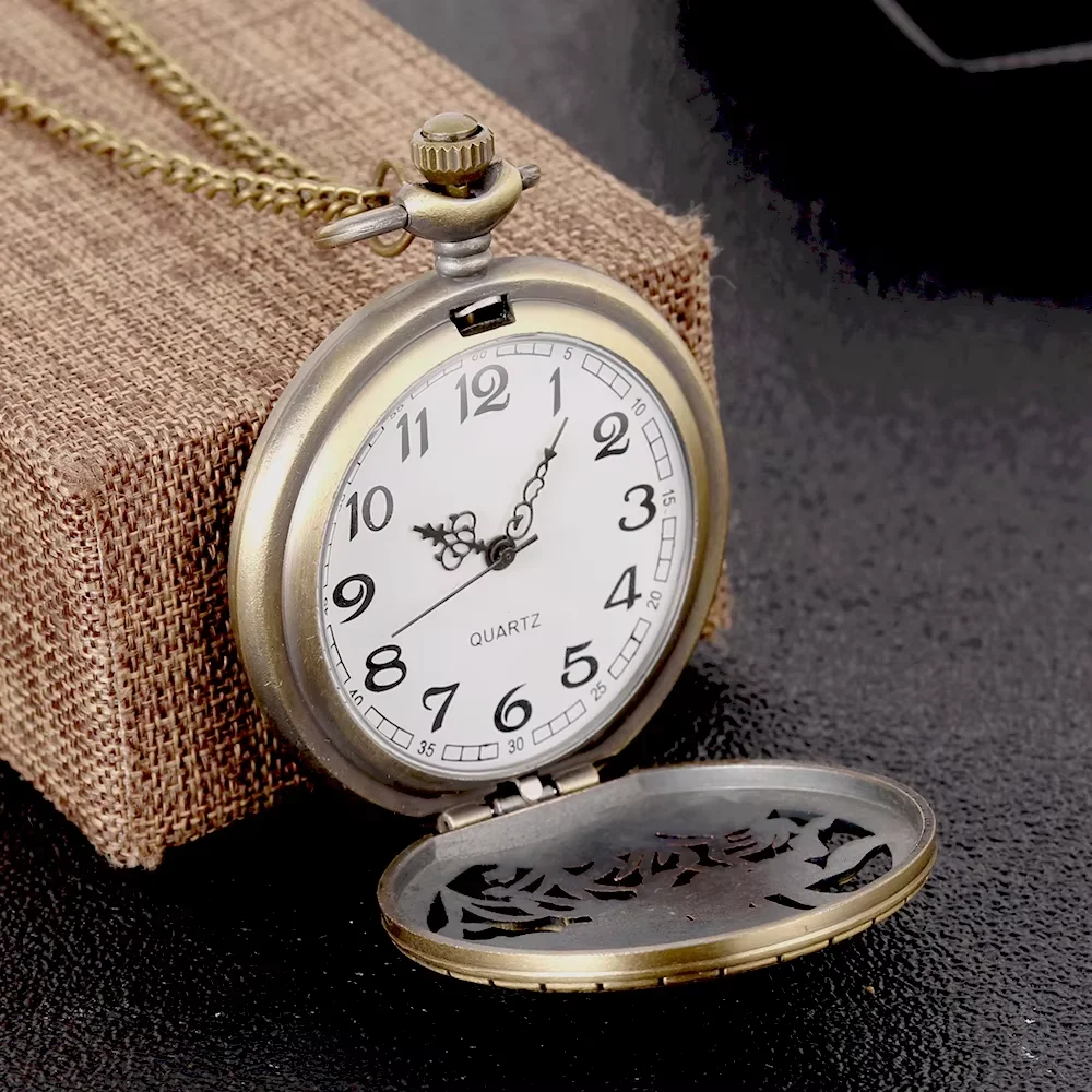8838Two horses hollow fashion trend copper color pocket watch Creative retro gift value exquisite flip pocket watch
