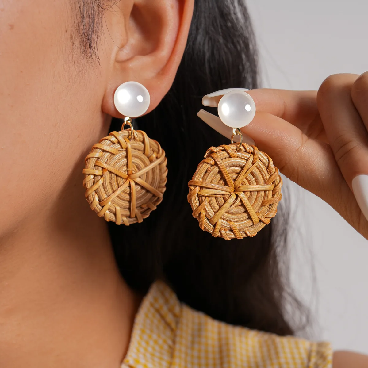 1Pc Retro Rattan Weave Stud Earrings with silver pins, unique ethnic texture, elegant & stylish for daily wear and cosplay