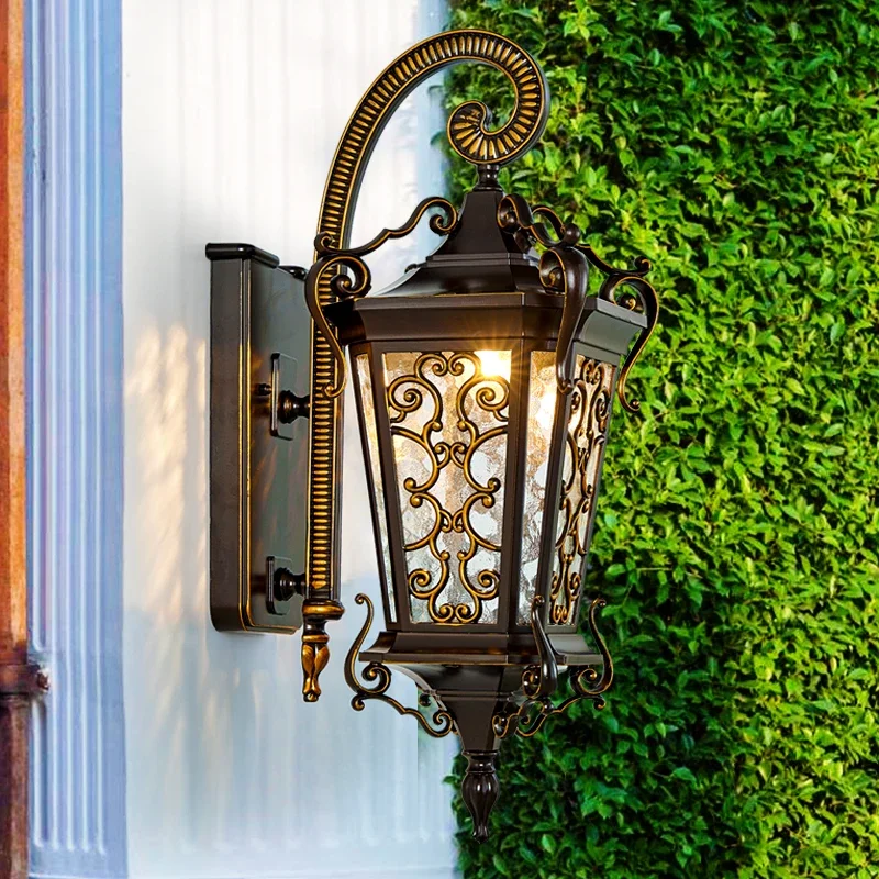 Außenwandleuchte im europäischen Stil, wasserdichte Hoflampe, superhelle Außenvilla-Tor-Seitenleuchte, Balkon-Terrassenlampe