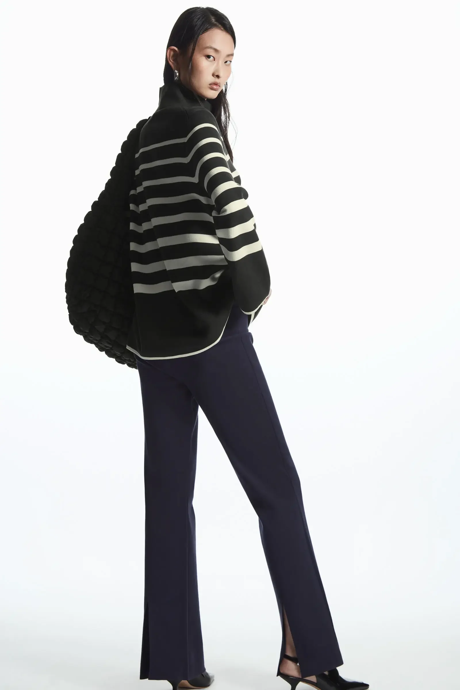 XIMIAN APPAREL 2026 YAZHIMEI spring new style of Women's casual and fashionable Slim-fitting knitted flared pants