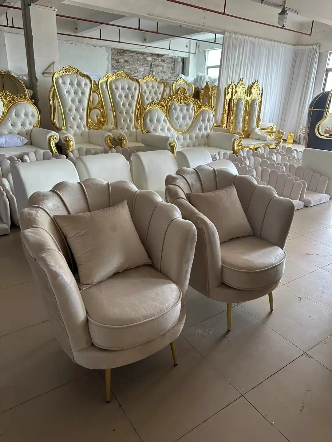 FSDKX High Back Golden Pedicure Royal Bridal Throne King Queen Chairs for Bride and Groom Sale