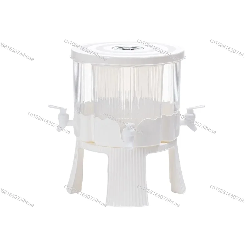 Large Capacity Rotating Cold Water Pitcher with Spout for Refrigerator for Household Juice Beverage Herbal Tea Fruit Infusion