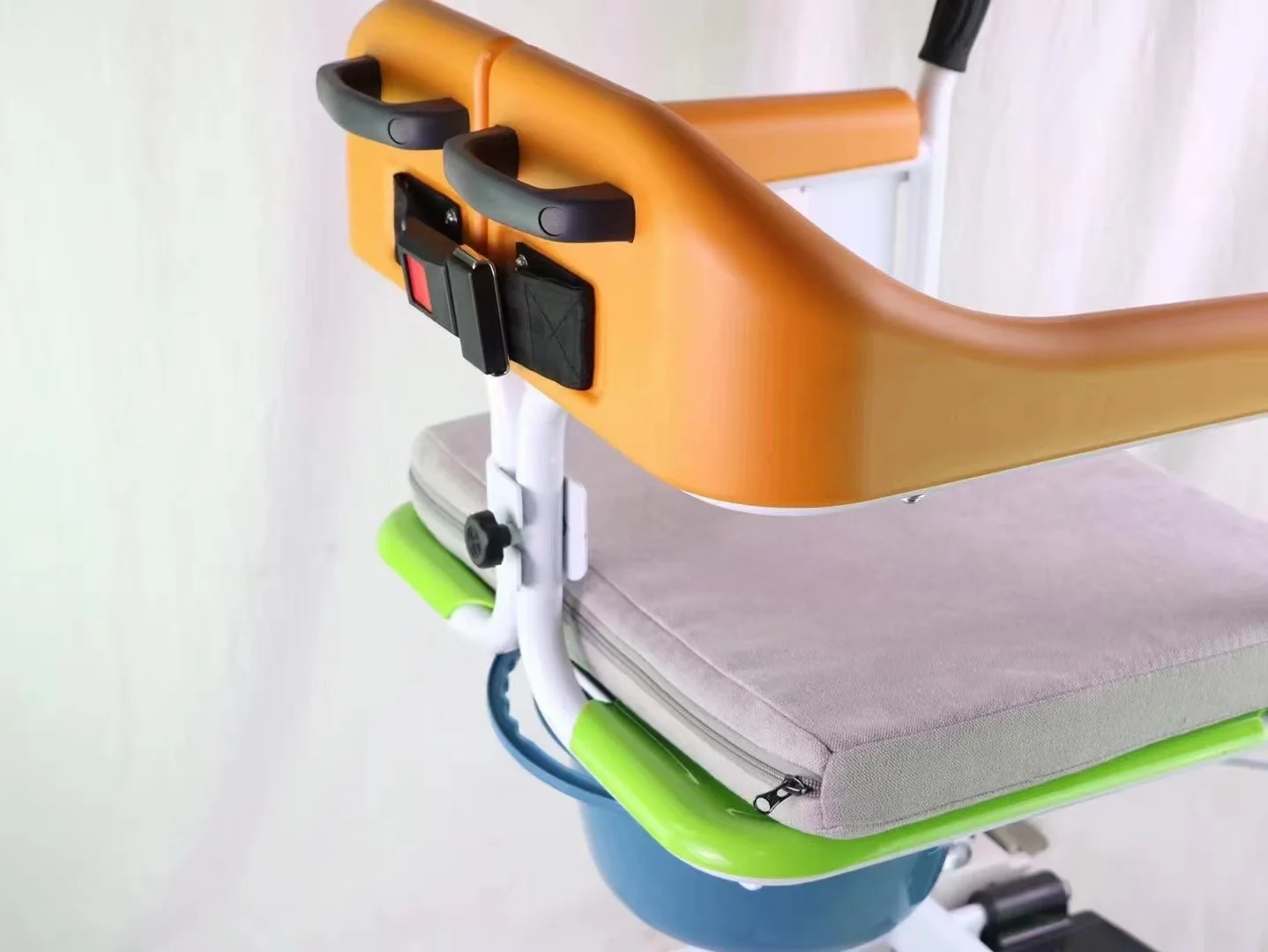 Handicapped Medical Safety Patient Transfer Lift Chair Adjustable Rotating Commode Chair