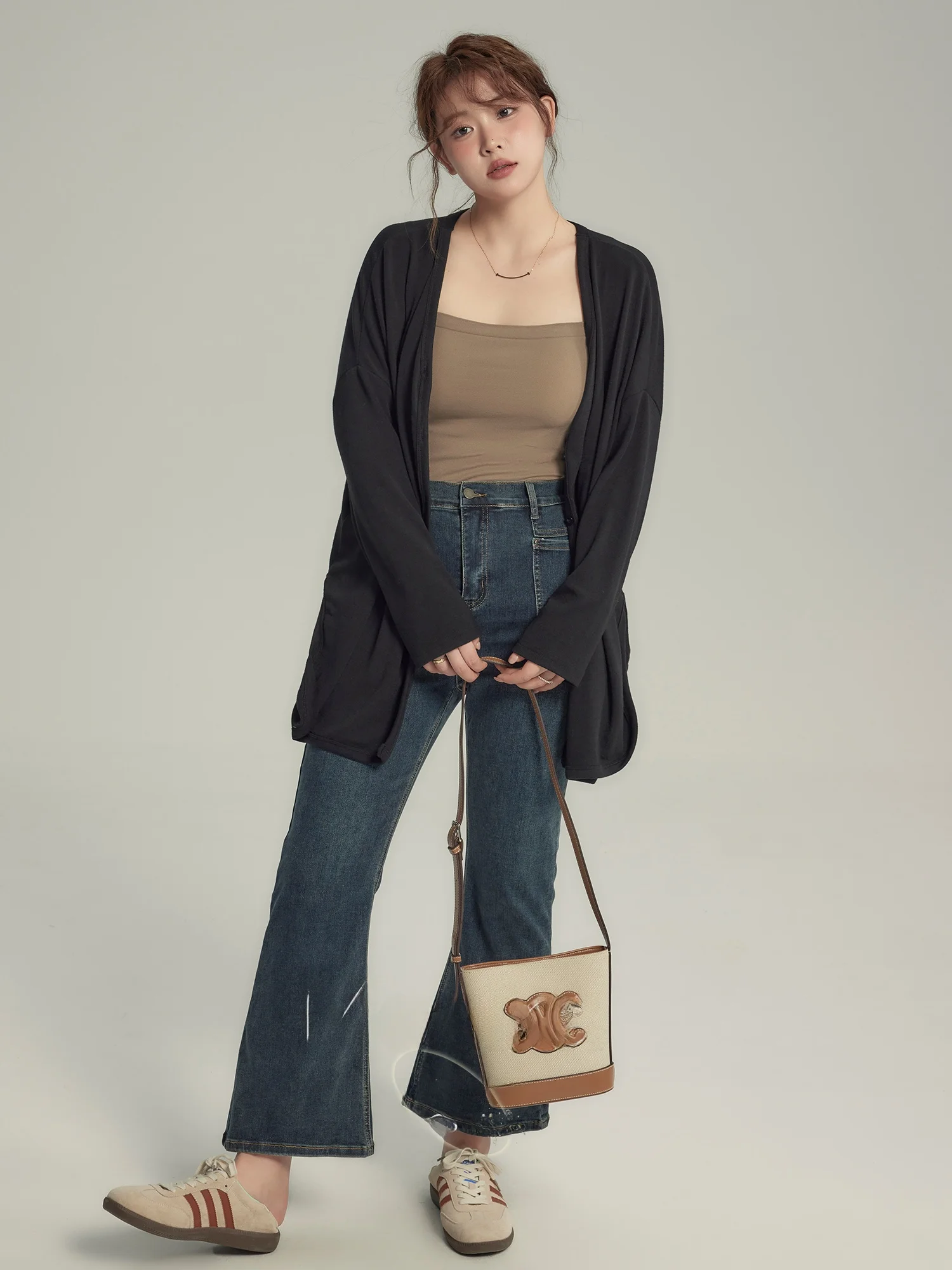 

Monika plus Size Denim Jeans High Waist Stretch Casual Wide Leg Pants Women's plus Size Casual Jeans High Waist Elastic Loose...