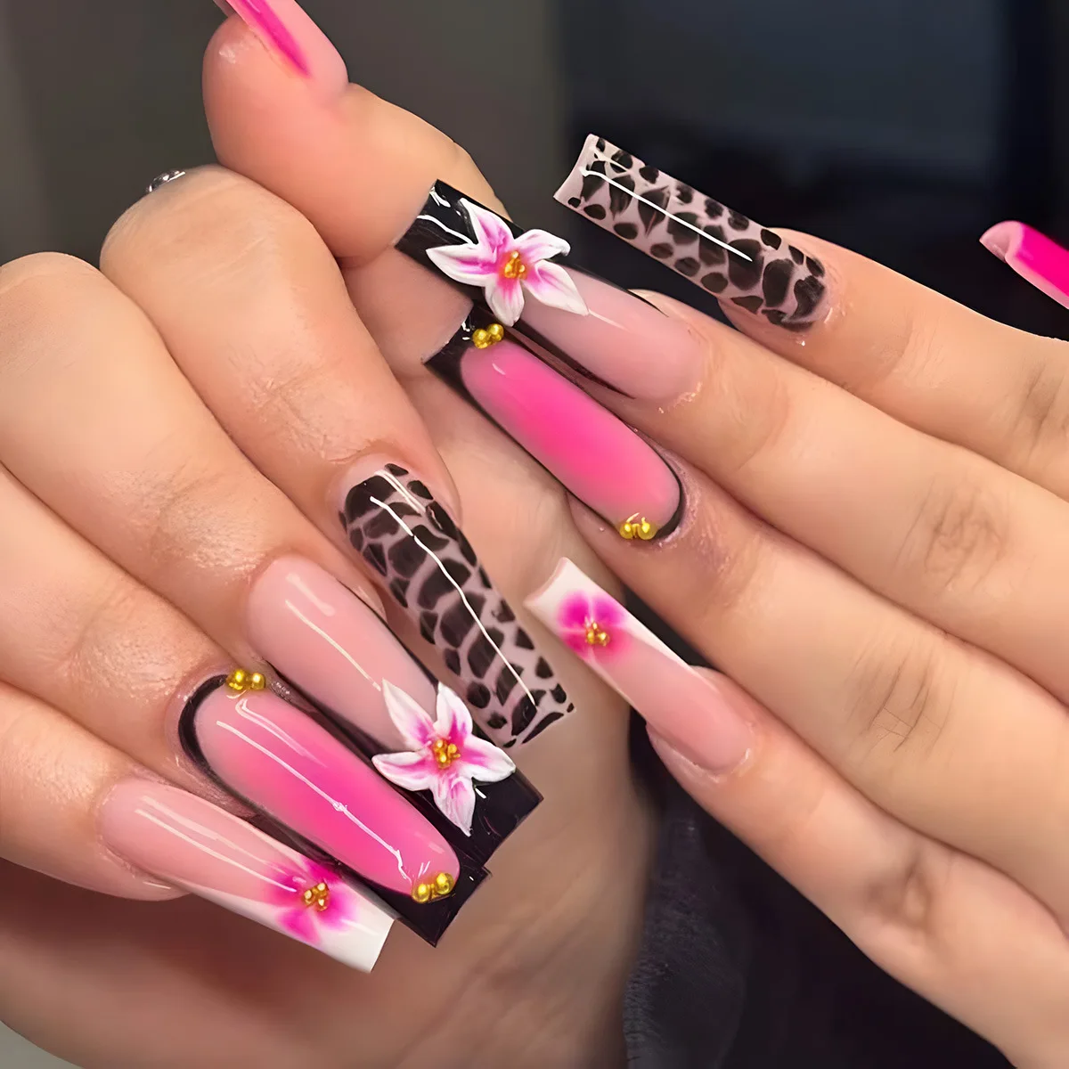 

24pcs Long Square False Nails Sets Cute Flower Pearl Design French Fake Nail Tips Wearable Leopard Print Pink Press on Nails Art