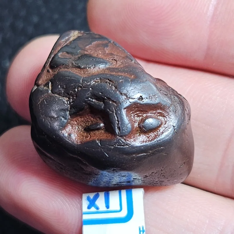 

Natural Brilliant Black Stony Meteorite Mineral Specimen Mutualistic Meditation Voodoo Energy Feng Shui Decoration