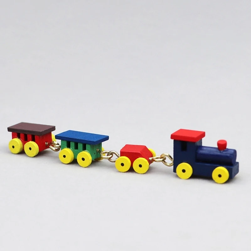 1Pc Dollhouse Miniature Wooden Small Train 1:12 Dollhouse Mini Toy Train Model Home Decoration Ornament Kids Gift