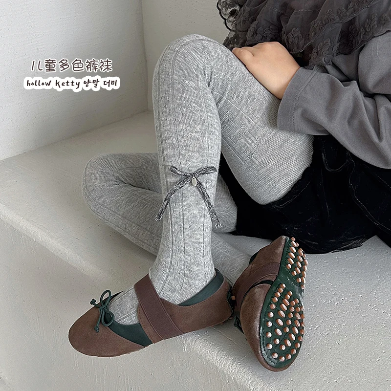 Lovely Girls Leggings Subtle Jacquard Texture Decorative Grey Knitted Bow And Small Silver Badge Skin-Friendly Elastic Pantyhose
