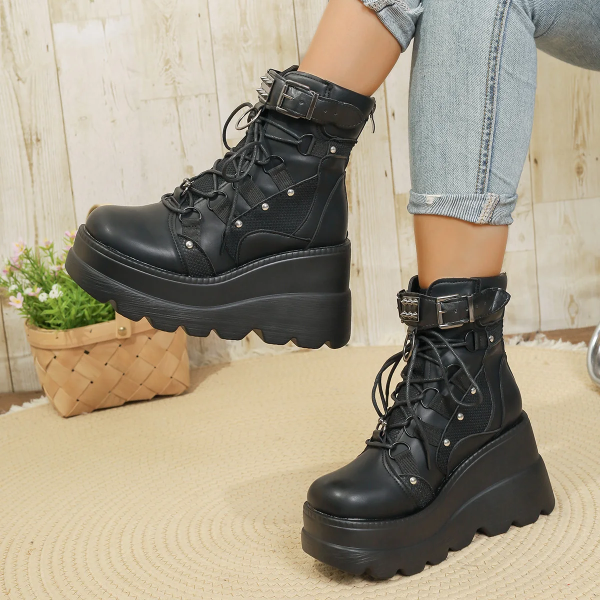 Women's Gothic Cosplay Wedge Thick-soled Short Combat Boots Fashionable Punk Style Buckle Boots Women's Winter Outdoor Shoes
