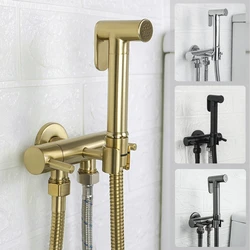 Brass Bathroom Shower Bidet Shower Head Integrated Double Outlet Angle Valve Bathroom Accessories Bidet Toilet Set